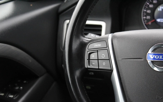 Volvo V70 cena 33900 przebieg: 244321, rok produkcji 2009 z Ślesin małe 497